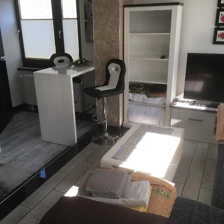 Schoner Wohnen In Ostseenahe Apartment Grevesmuehlen